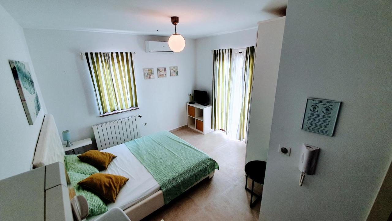 Apartments Villa Alba 波雷奇 外观 照片